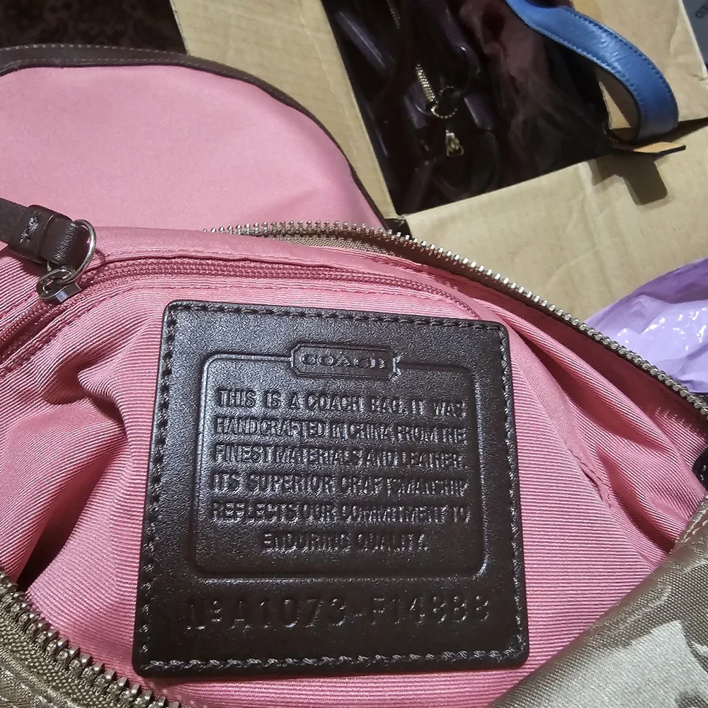 NWOT Coach Brown Satin Horse & Carriage Shoulder Bag - Picture 3 of 4